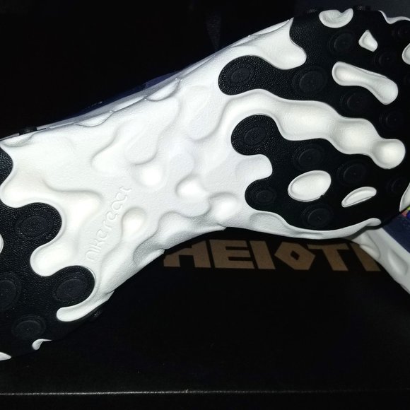 Nike React Sertu The 10th Sneakers Brand New Size 9 - Picture 5 of 7